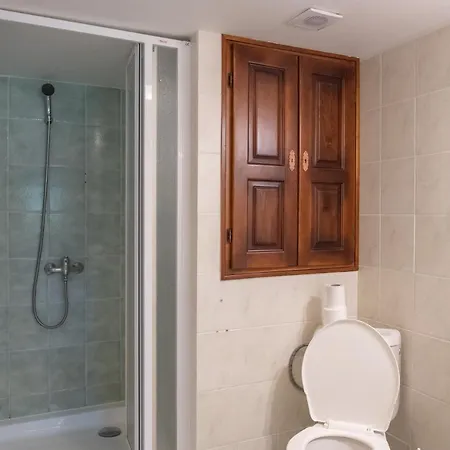 Guest house Vlcarna Krasna Lipa