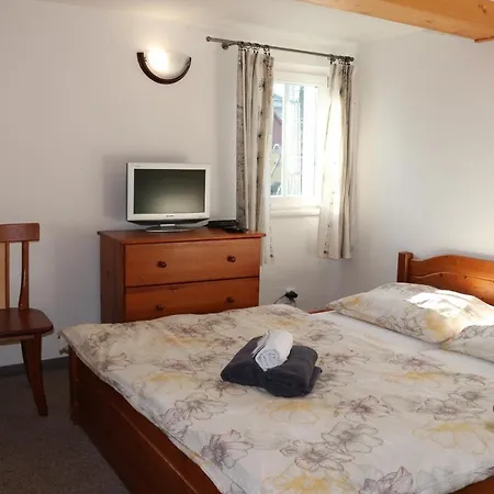 Vlcarna Guest house Krasna Lipa