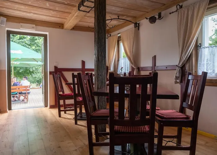 Guest house Vlcarna 3*