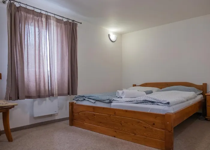 Vlčárna 3* Krásná Lípa